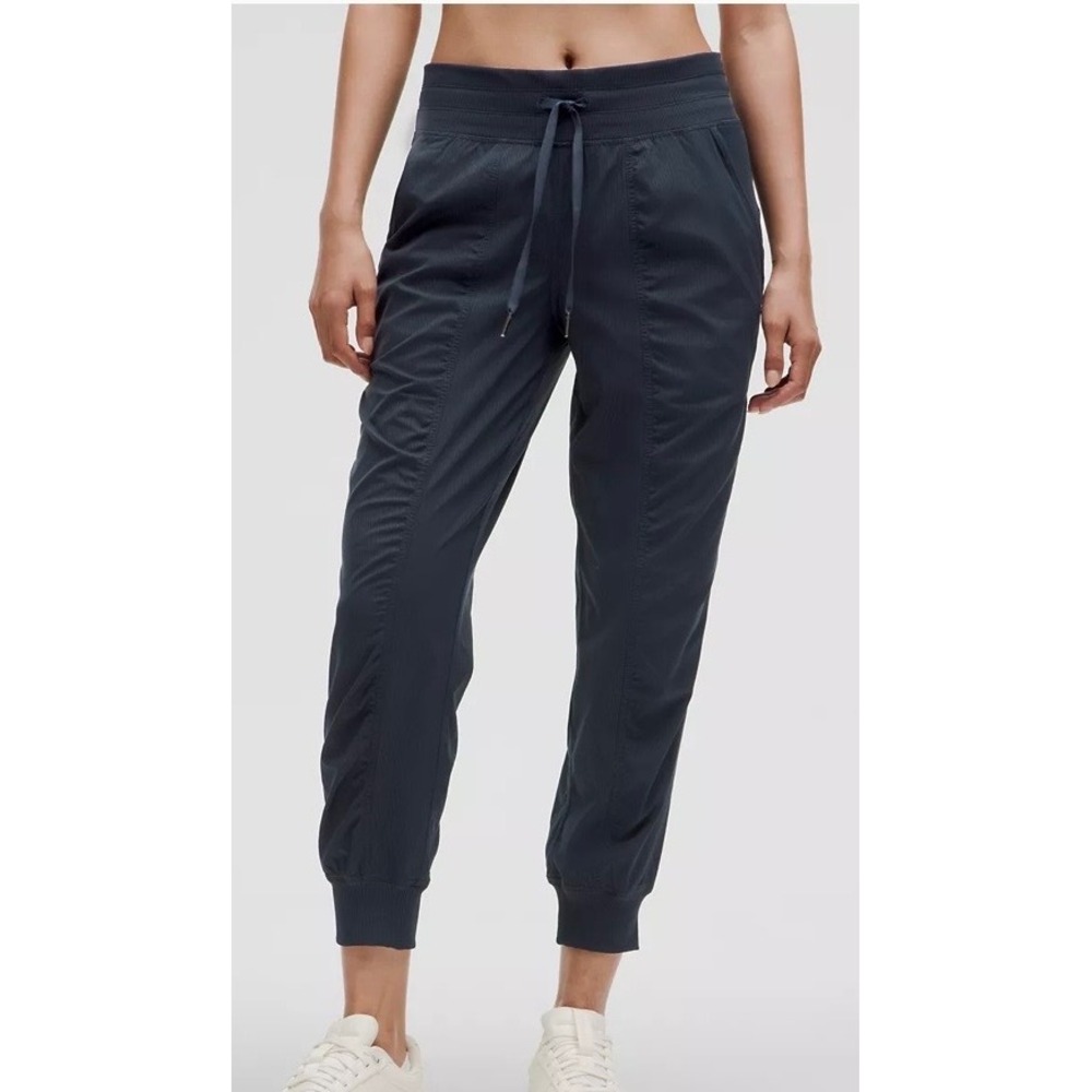 Lululemon Beyond the Studio Jogger Navy Blue Pinstripe Textured Pants Womens 6